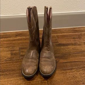 Ariat cowboy boots